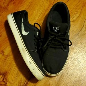 Nike Shoes Men Size 8